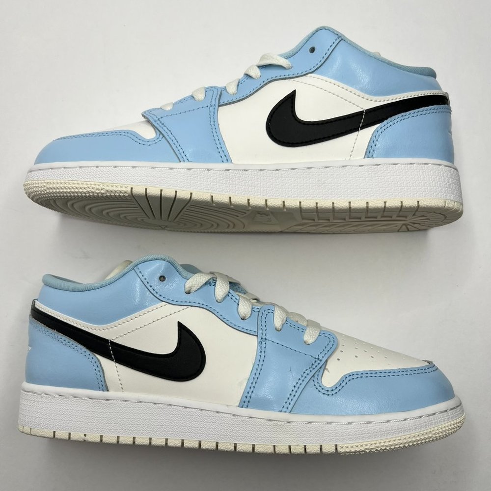 Jordan 1 Low Ice Blue Black (GS) Size 7Y / 8.5W 554723-401